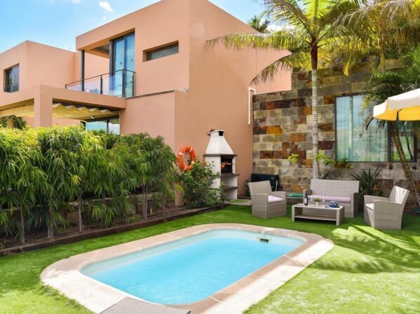 Villa, 3 Bedrooms | Pool