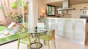 Villa, 3 Bedrooms | Dining - Global Villa Los Lagos 12 6610 (San Bartolomé de Tirajana)