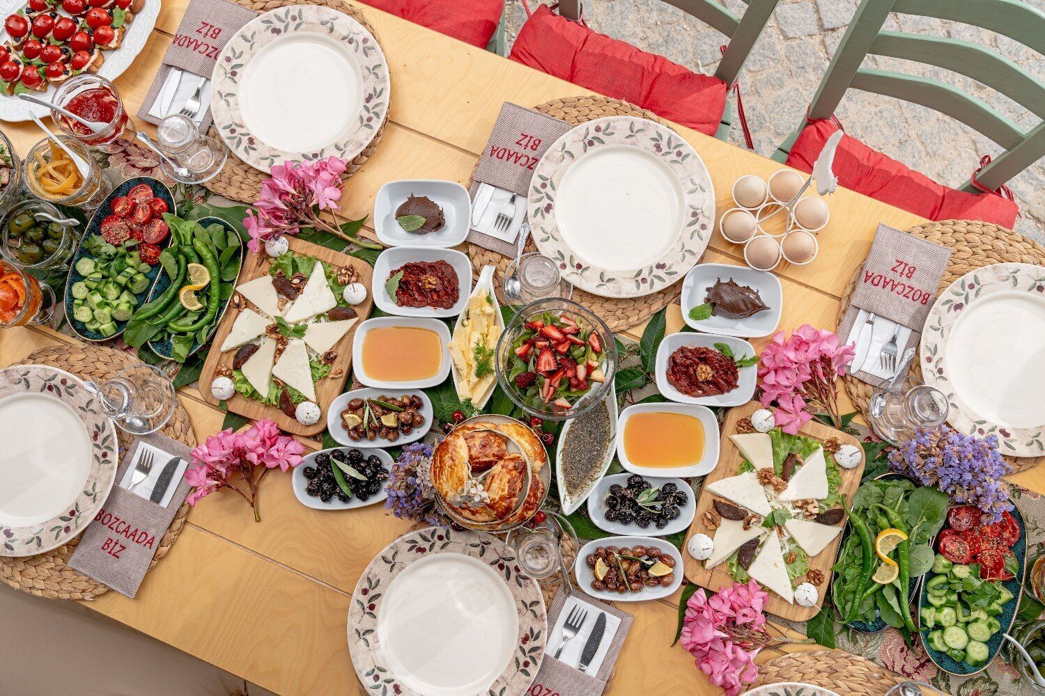 Bao gồm bữa sáng buffet hàng ngày 