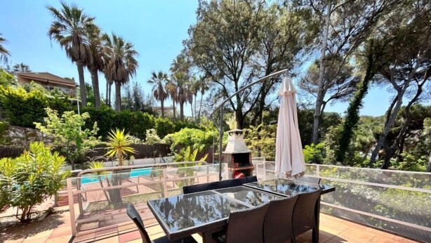 House, 6 Bedrooms | Outdoor dining - Global Banys - By Global Rental Holidays 6751 (Lloret de Mar)