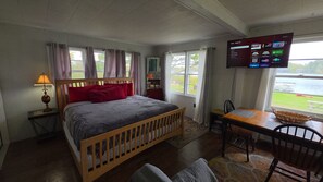 5 Schlafzimmer, Schreibtisch, Reisekinderbett, WLAN