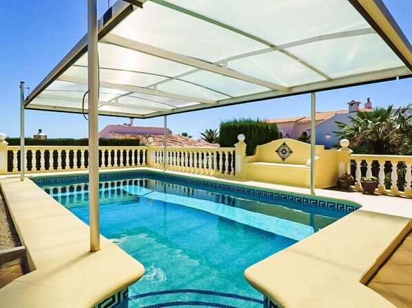 Ferienhaus, 4 Schlafzimmer, Terrasse | Pool