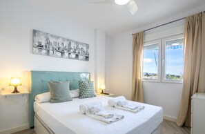 2 Schlafzimmer, Bügeleisen/Bügelbrett, Reisekinderbett, kostenloses WLAN