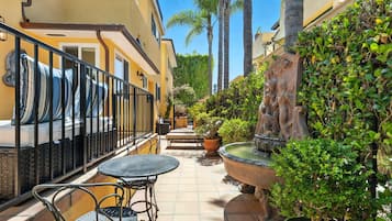 Grand Condo, 2 Bedrooms, Patio, Ground Floor | Terrace/patio