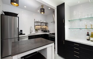 Design Studio, 1 Double Bed, Balcony | Private kitchen | Fridge, microwave, oven, stovetop
