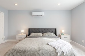 4 habitaciones, escritorio, tabla de planchar con plancha y wifi gratis