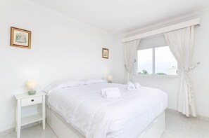 5 bedrooms, iron/ironing board, travel cot, free WiFi