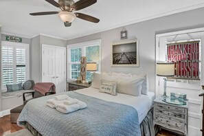 2 bedrooms, desk, iron/ironing board, travel crib