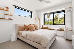 4 habitaciones, tabla de planchar con plancha y wifi gratis 