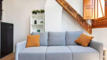 Casa, 4 habitaciones | Área de sala de estar