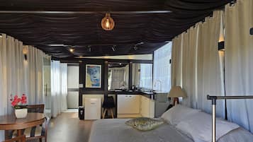 Comfort-suite | 1 soveværelse, individuelt design, mørklægningsgardiner