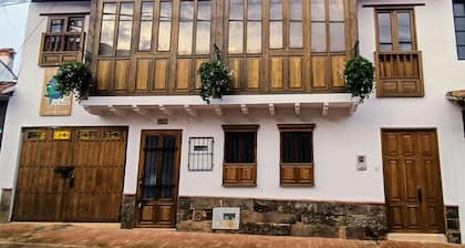 Aparta Hotel Los Tucanes