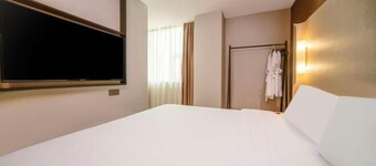 Campanile Hotel (Shenzhen Guanlan High-tech Park)