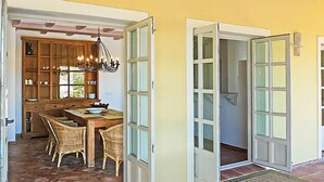 Huis, 5 slaapkamers, terras | Buiten dineren