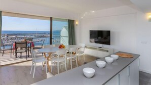 Casa, 3 habitaciones, terraza | Restaurante al aire libre
