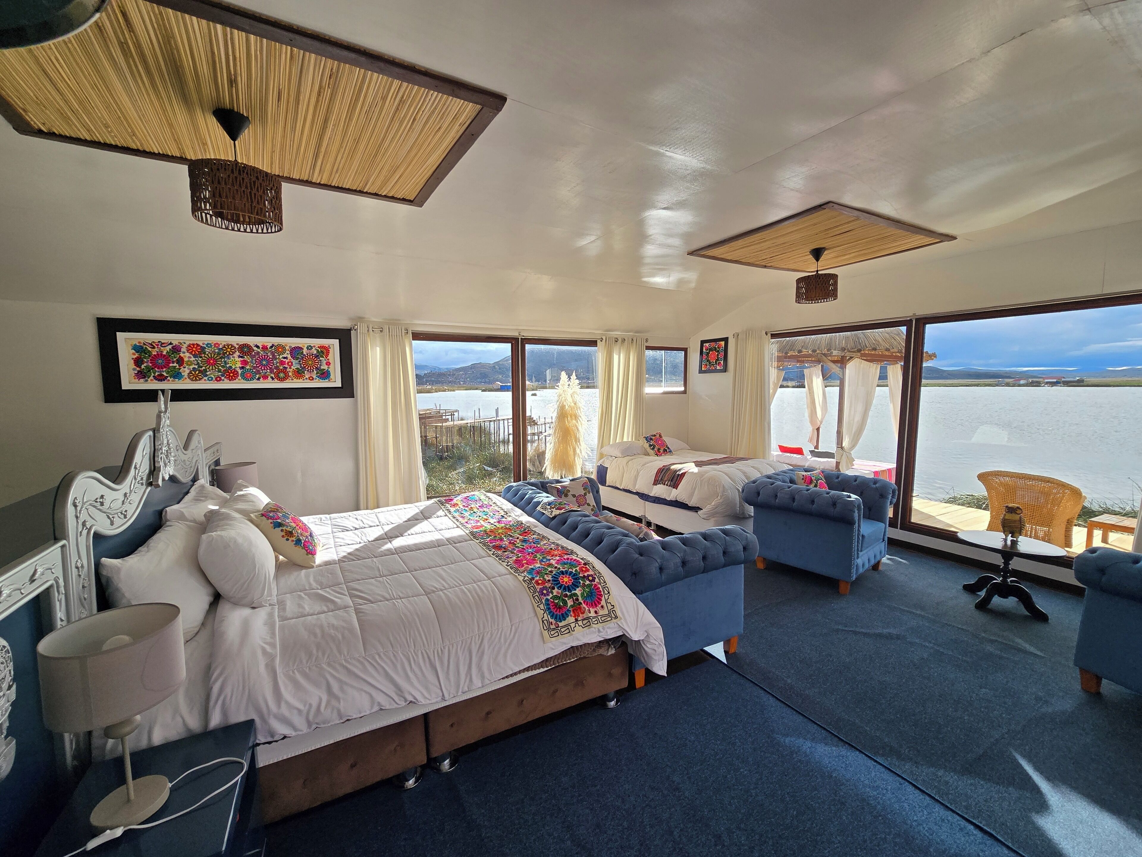 Deluxe Suite, Balcony, Lake View | Laptop workspace, bed sheets