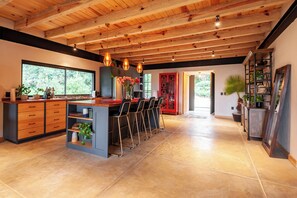 Panoramic Villa, 3 Bedrooms, Private Pool, Garden View | Private kitchen | Espresso maker - Refugio San Simon (Valle de Bravo)