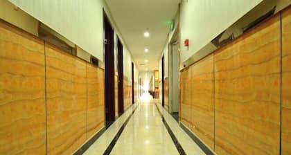 Zhengzhou Yaxin Hotel (Leshang Plaza)