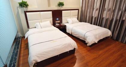 Zhengzhou Yaxin Hotel (Leshang Plaza)