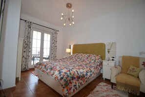 1 bedroom, iron/ironing board, bed sheets