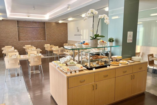 Daily continental breakfast for a fee