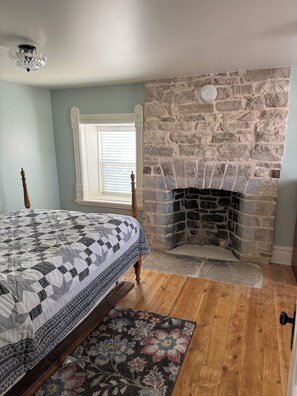 4 soverom, wi-fi (inkludert) og sengetøy