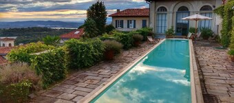 Villa La Limonera - Four Bedroom Villa, Sleeps 8