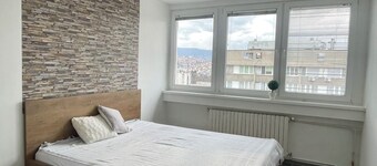 Modern 1-bedroom in a great location with all the amenities