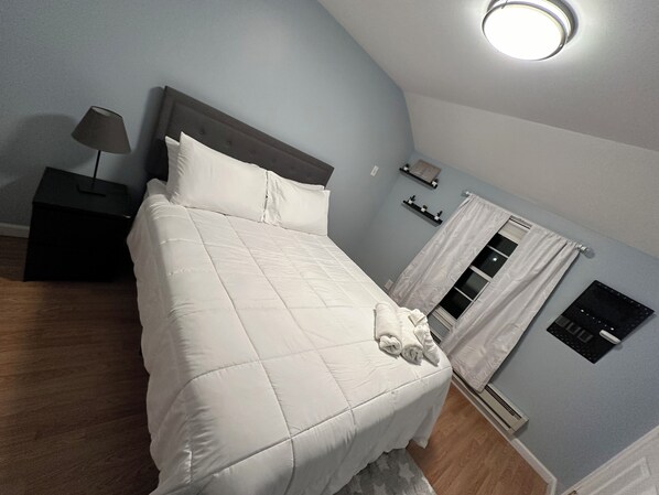 2 bedrooms, WiFi, bed sheets