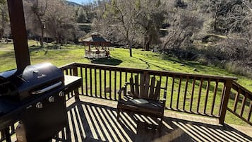 Superior Cottage, 1 Bedroom, Mobility Accessible, Pets allowed | Terrace/patio