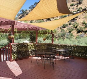 Terrace/patio - Canyon Creek Resort (Winters)