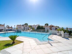 House, 4 Bedrooms, Terrace | Pool - Global Royal - By Global Rental Holidays 7029 (Nerja)