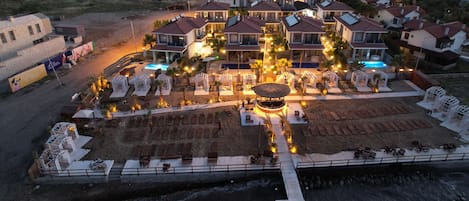 Private beach, white sand, free beach cabanas, sun-loungers