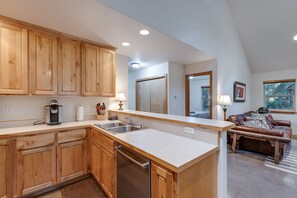 Ferienhütte, 3 Schlafzimmer, barrierefrei, Terrasse | Innenbereich