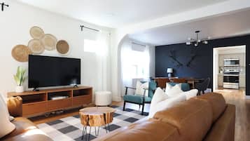 TV connectée, jeux vidéo, livres, chaîne hi-fi