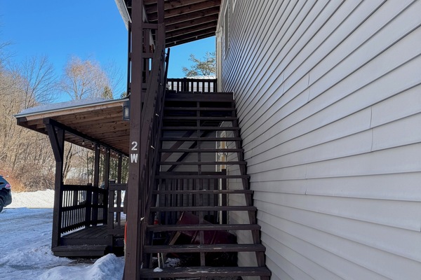 Entrance to apartment