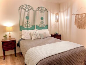 2 quartos, ferros/tábuas de passar roupa, Wi-Fi, roupa de cama