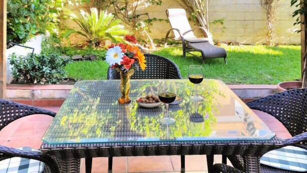 Casa, 4 quartos, terraço | Opções para refeição ao ar livre