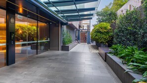 Exterior detail - Stylish South Yarra Stay | Pool & Wellness Perks (South Yarra)