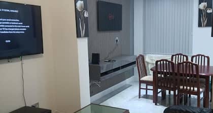 Coventry Stay - Sleeps 8, Free Parking & Wifi