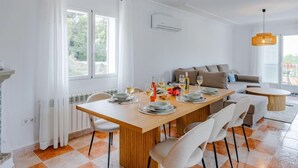Villa, meerdere slaapkamers, terras | Dineren