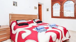 Villa, 6 Bedrooms, Terrace - Global Rustical Mont Roig 7238 (Mont-roig del Camp)