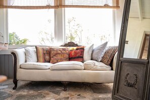 TV connectée, cheminée