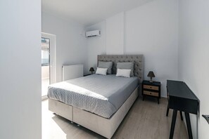 3 habitaciones, insonorización y tabla de planchar con plancha 