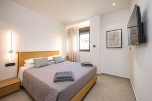 1 chambre, fer et planche à repasser, Wi-Fi gratuit, draps fournis