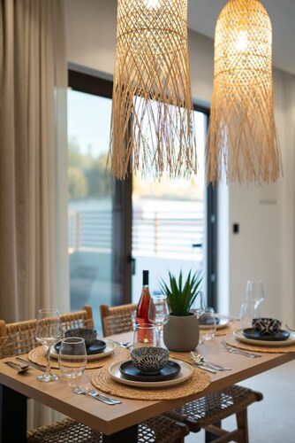 Beach Luxury Homes : Nicole