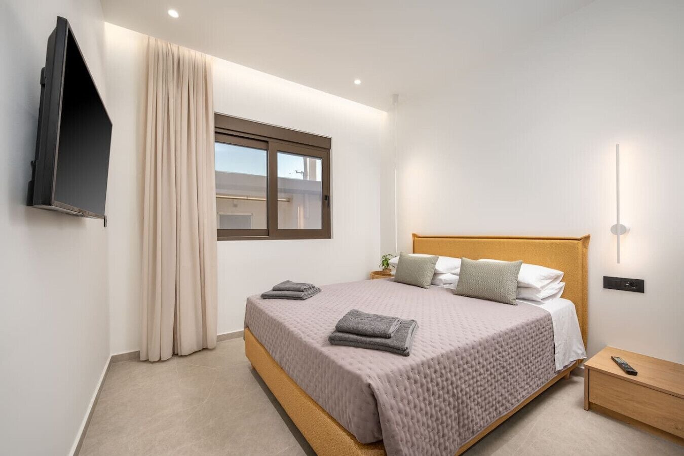 1 chambre, fer et planche à repasser, Wi-Fi gratuit, draps fournis