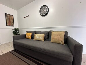 2 bedrooms - Solar Powered Near Ferry to Culebra (Ceiba)