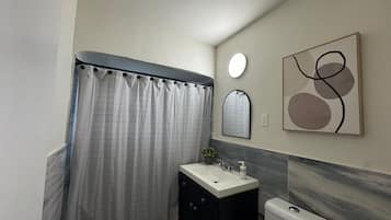 Ücretsiz banyo/kozmetik ürünleri, havlu, sabun, şampuan
