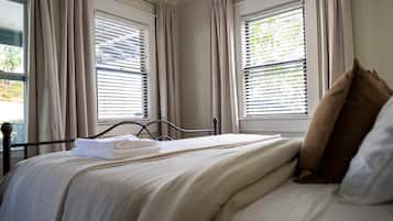 1 chambre, bureau, fer et planche à repasser, Wi-Fi